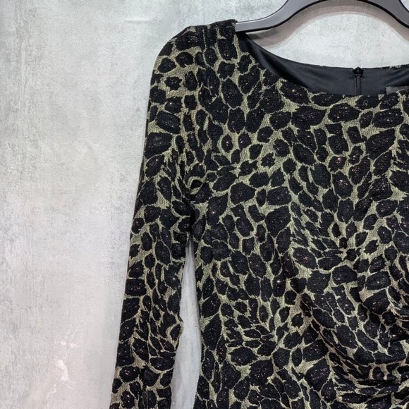 Vince Camuto Long Sleeve Glitter Animal Print Shea - Picture 3 of 12